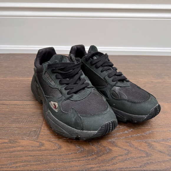 Triple Black Adidas Sneakers - Picture 1 of 6